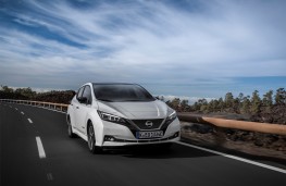 Nissan Leaf, 2018, front