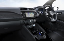 Nissan Leaf, 2018, interior