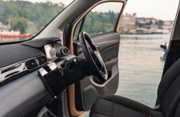 Leapmotor T03, 2025, interior, front 