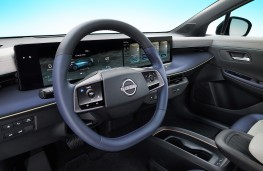 Nissan Leaf, 2025, dashboard