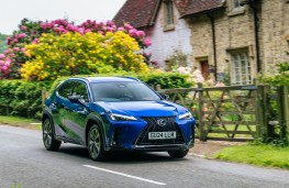 Lexus UX 300h, 2026, front