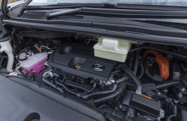 Lexus LM 350h, 2025, engine