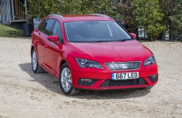 SEAT Leon ST, front