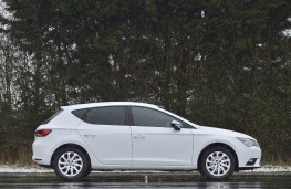 SEAT Leon, side