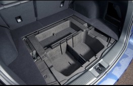 Subaru Levorg, 2017, boot, underfloor storage