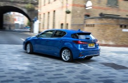 Lexus CT200h, rear action