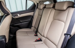 Lexus CT200h, rear seats