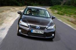 Lexus CT200h