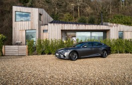 Lexus LS 500h, 2018, side, static