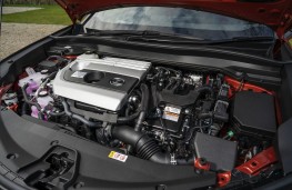 Lexus UX, engine