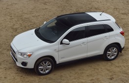 Mitsubishi ASX, roof