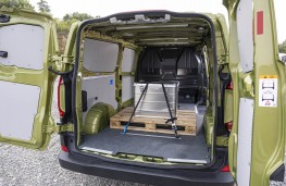 Volkswagen Transporter, 2024, cargo area