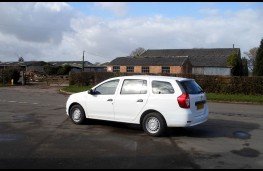 Dacia Logan MCV, side