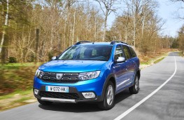 Dacia Logan MCV Stepway, 2017, front