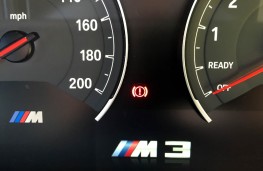 BMW M3, instruments