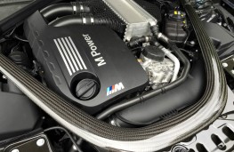 BMW M4 Convertible, engine