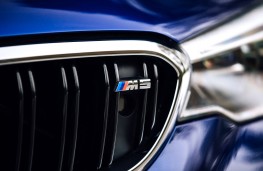 BMW M5, 2018, grille