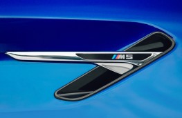 BMW M5, 2018, side vent