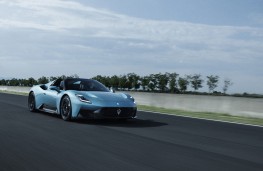 Maserati MCPura Cielo, 2026, front, action