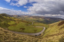 Isuzu best driving routes in UK, 2025, Mam Tor