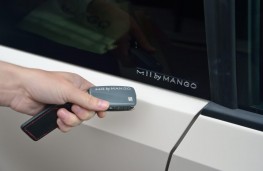 SEAT Mii by MANGO, car key