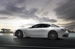 Maserati GranTurismo MC Stradale  side