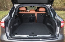 Maserati, Levante, boot