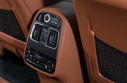 Maserati, Levante, cabin detail