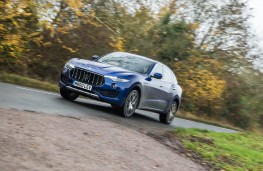 Maserati Levante, front action 3