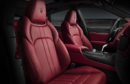 Maserati Levante GTS front seats