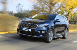 Kia Sorento, front