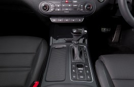Kia Sorento, 2018, gear lever
