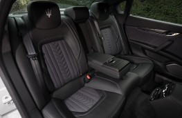 Maserati Quattroporte, 2018, rear seats