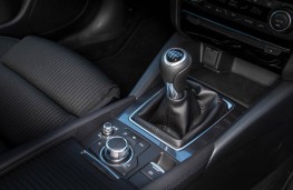 Mazda6 Tourer, centre console