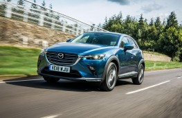 Mazda CX3 2018 front threequarter action