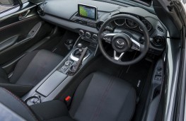 Mazda MX-5 RF, dashboard