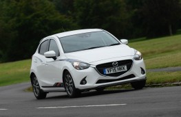 Mazda2 Sport Black, front action
