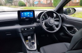 Mazda2 Hybrid, 2025, interior
