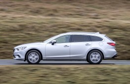Mazda6 Tourer, side action