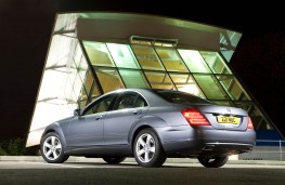 Mercedes Benz S-Class, rear