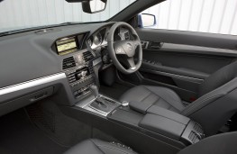 Mercedes E250 CDI Blue Efficiency Sport Coupe, interior