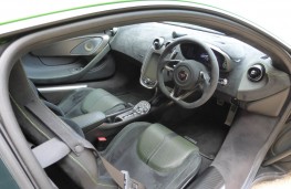 McLaren 570S Coupe, dashboard