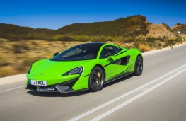 McLaren 570S Coupe, front action 2