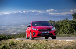 Kia Ceed, front