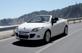 Renault Megane Coupe-Cabriolet, front, roof down