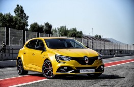 Renault Megane RS Trophy, 2018, front, static