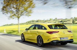 Mercedes-AMG CLA 35 4MATIC Shooting Brake rear action