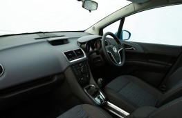 Vauxhall Meriva interior