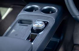 MG S5 EV, 2026, gear selector