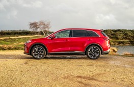 MGS6 EV SE Long Range, 2025, side